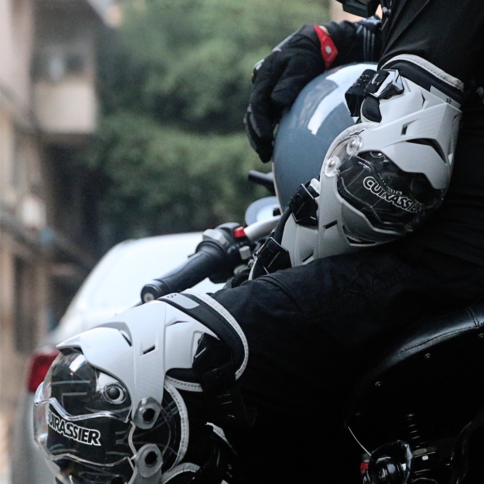 ชุดอุปกรณ์ป้องกันสำหรับขี่มอเต - Motorcycle Gear Full Set บทวิจารณ์และราคา